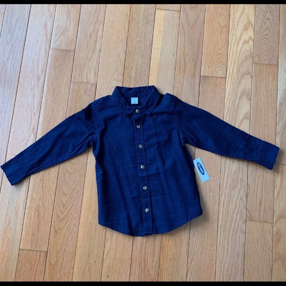 NWT- old navy, size 4T navy color long sleeve button down shirt